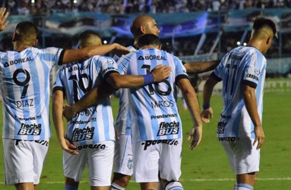 Atlético ya está en Paraná para su partido con Patronato