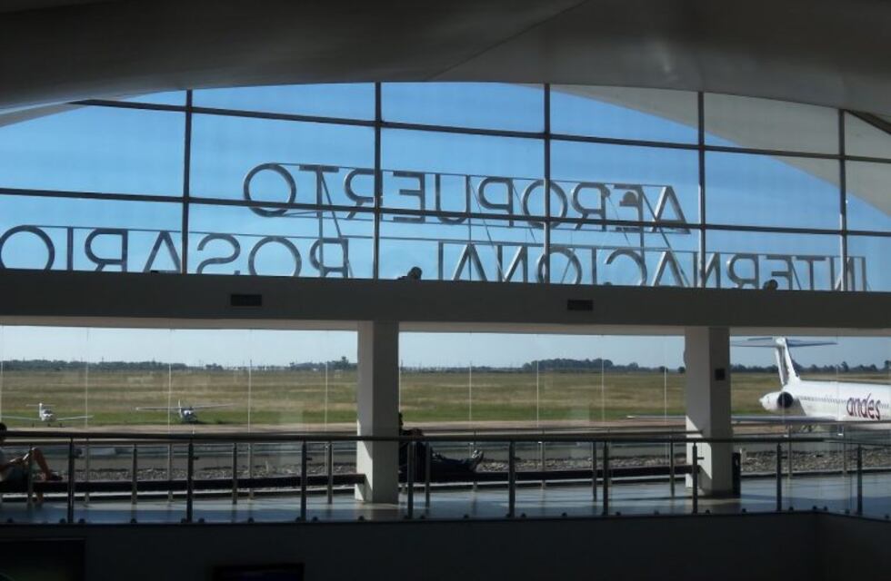 Advierten que la llegada de vuelos low cost es "una manera de vaciar Aerolíneas Argentinas"