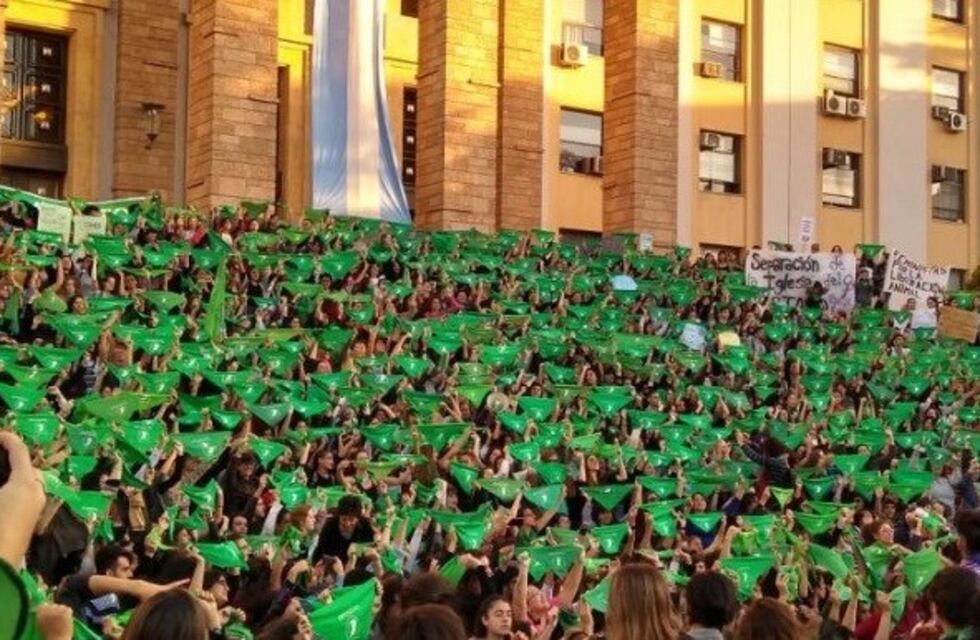 Médicos mendocinos salieron a bancar la ley de despenalización del aborto