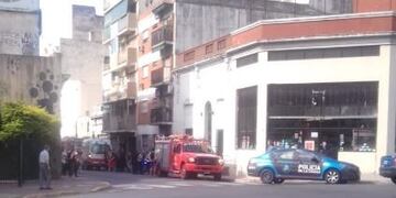 Un bebé de ocho meses murió aplastado por un ascensor en San Telmo (Twitter)\u002E