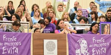 El Concejo aprobó la adhesión del Municipio a la Ley Micaela\u002E (Twitter)