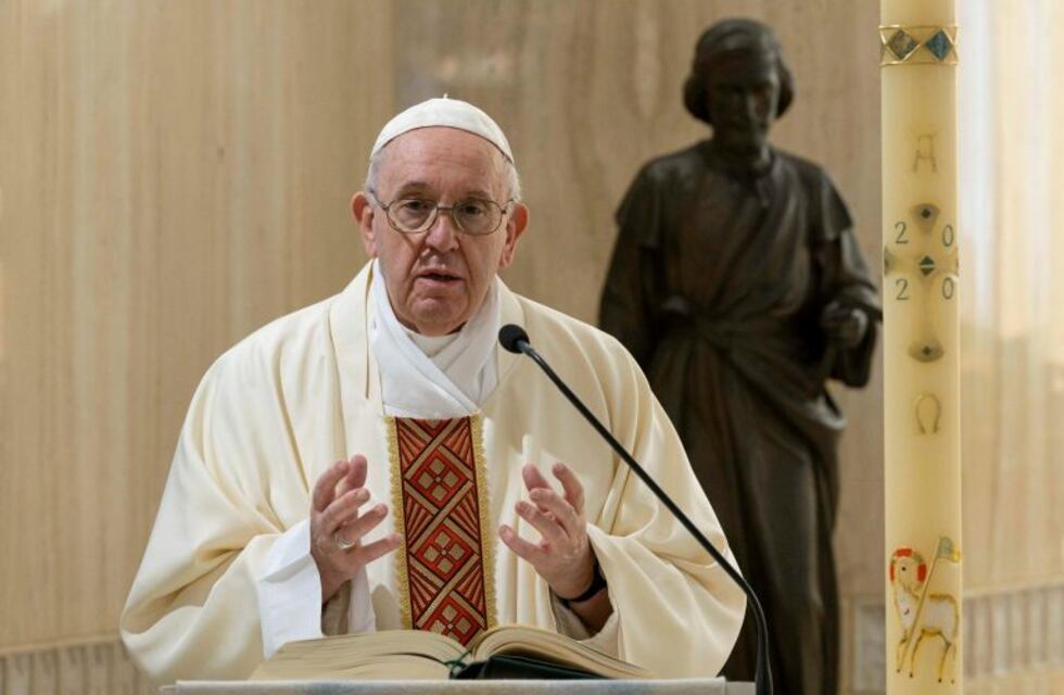Francisco pidió "que a nadie le falte el trabajo y que todos sean justamente remunerados"