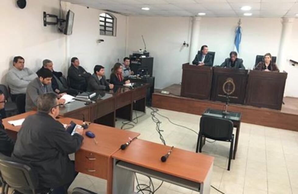 Finalizaron los alegatos por la causa de los títulos truchos y el veredicto se conocerá dentro de diez días