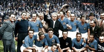 Don Vittorio Pozzo le hizo frente a todo, hasta a las amenazas de Mussolini, y consiguió un logro inédito: técnico bicampeón\u002E