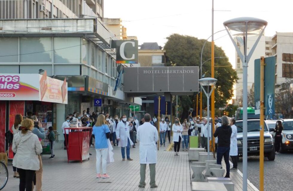 Marcha por la situación de los médicos frente a la pandemia
