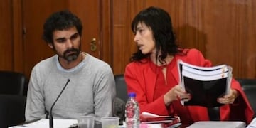 Santiago Silvoso y su abogada (Foto: Crónica)
