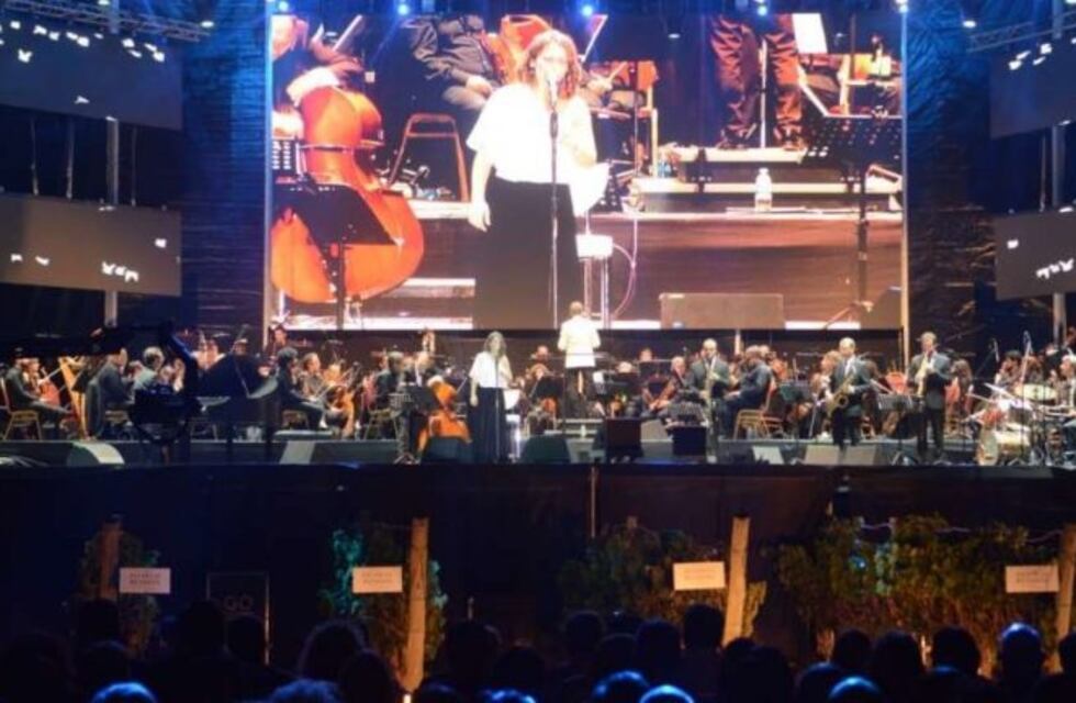La Fiesta de la Cosecha tuvo su noche de gala en Mendoza
