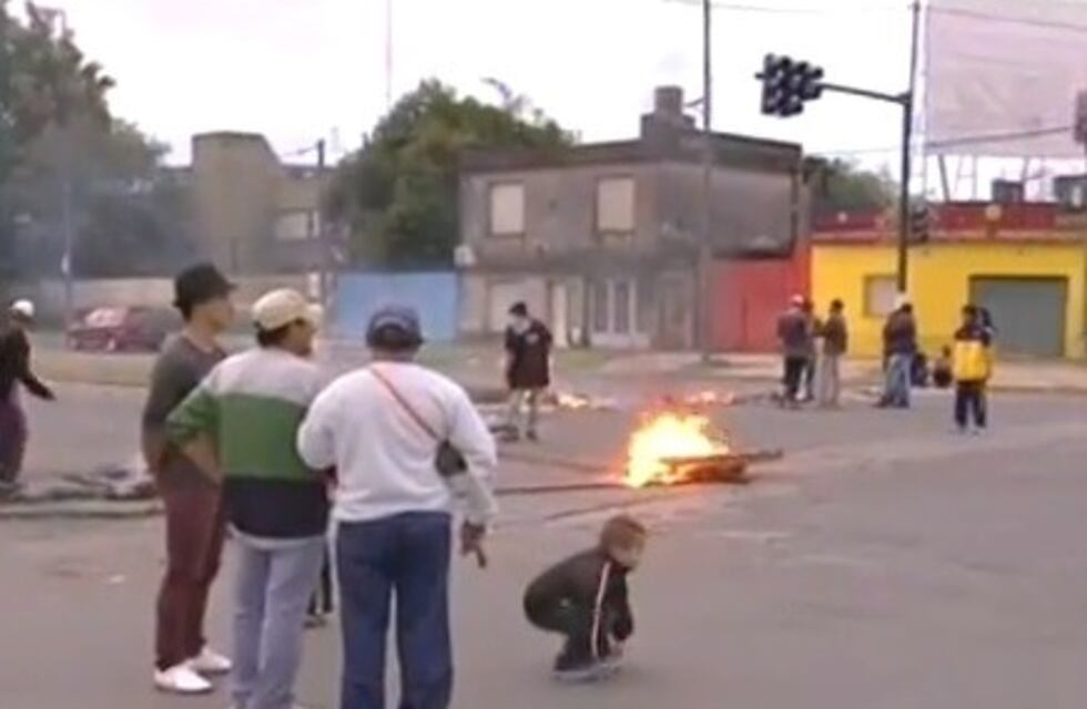Zona oeste minada de piquetes por cortes de luz