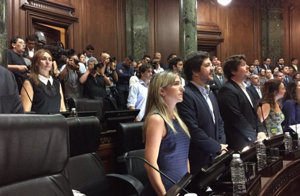 El emotivo minuto de silencio en homenaje a Débora Pérez Volpin en la Legislatura porteña