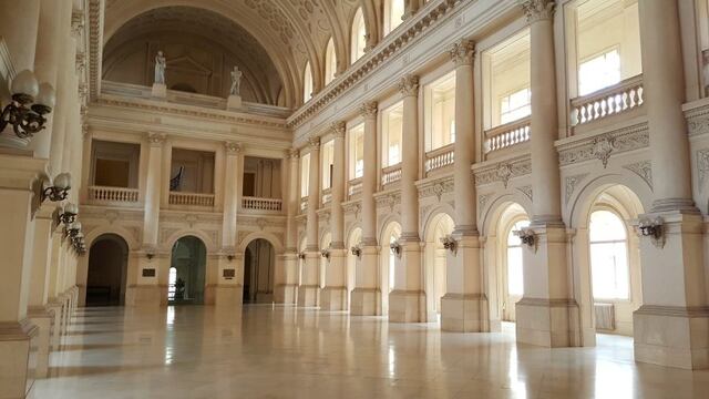 Sospechan que un juez de Paz de Córdoba estafó a un grupo de adultos mayores.