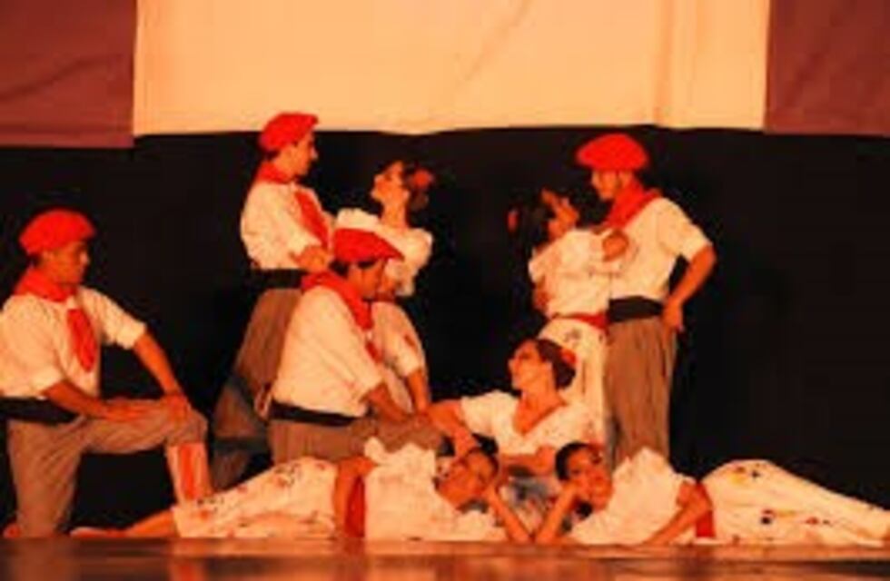 Entregan entradas gratuitas para la Gala del Ballet Folklórico Municipal