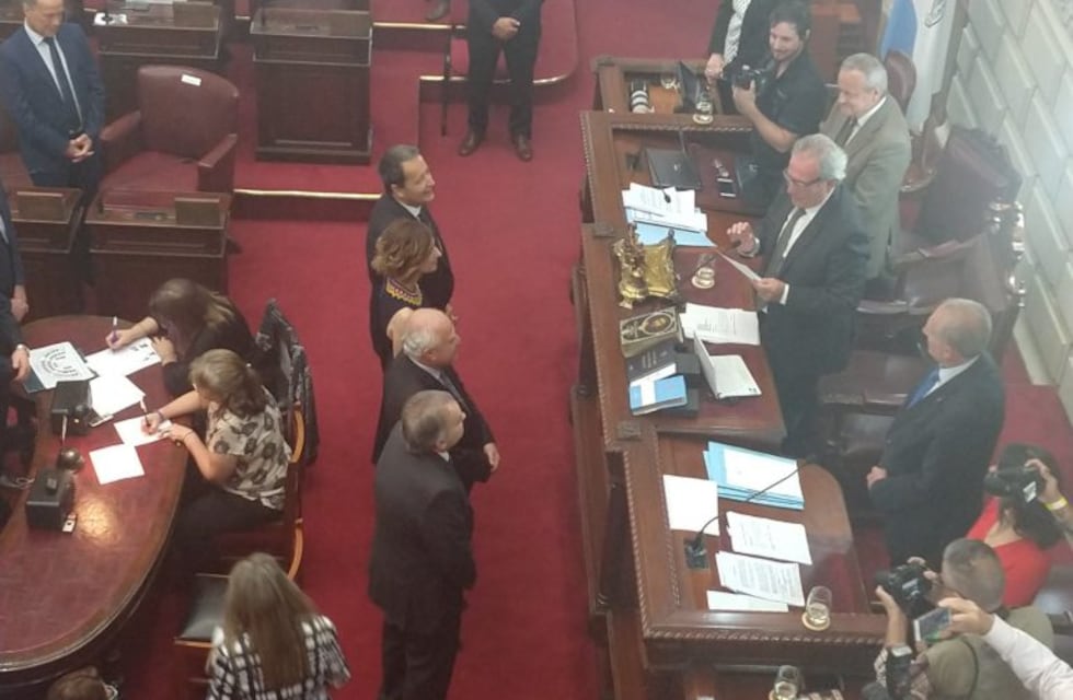 Juraron los diputados provinciales y Lifschitz fue elegido presidente del cuerpo