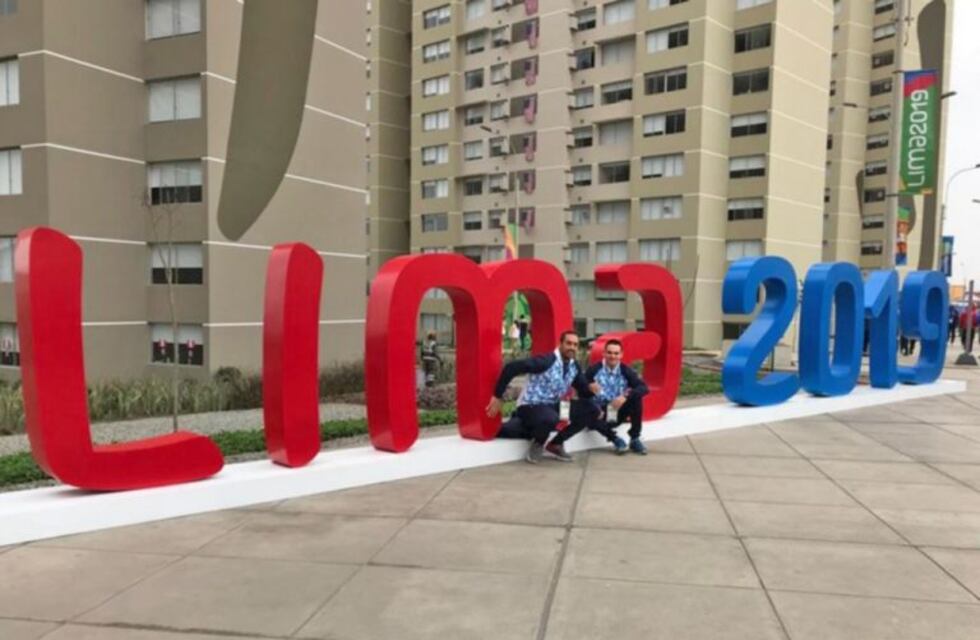 Dos puntanos vencieron a Perú en pelota cuero