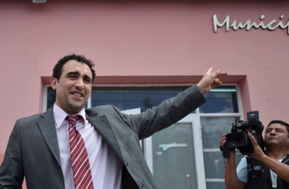 Multan con 15 mil pesos a JoséCarambia, intendente de Las Heras