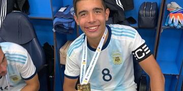Juan Sforza y Martin Bellotti podrían dejar las inferiores de Newell's