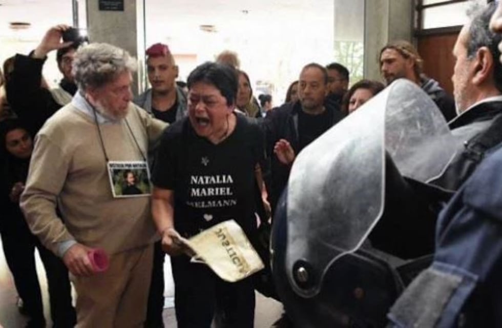 Le otorgaron salidas transitorias a los tres policías condenados por el crimen de Natalia Melmann