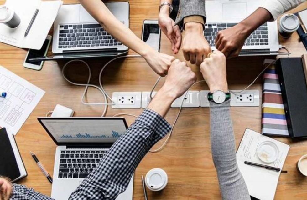 Río Ceballos: dictan un Seminario Intensivo de Redes Sociales