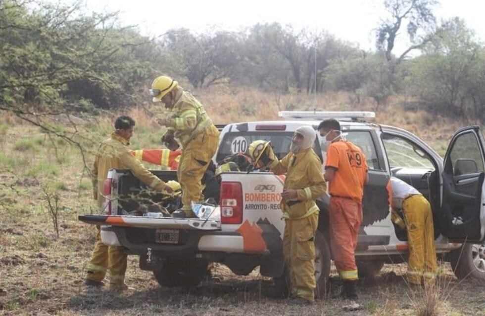 Bomberos Arroyito suma un numero de telefonía celular para emergencias