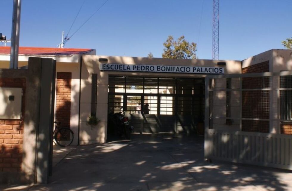 Llevó gotas para dormir a la escuela e intoxicó a tres compañeros