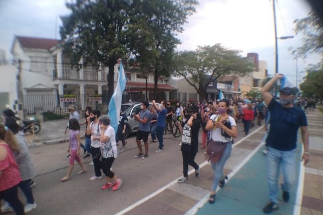 Miles de formoseños marcharon por la avenida 25 de mayo