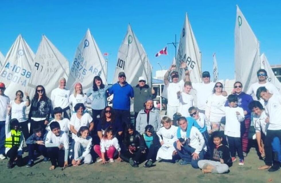 Velas puntaltenses presentes en Puerto Madryn