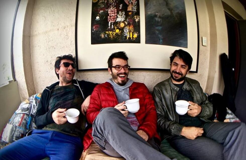 El grupo de jazz Trampera Trío se presenta en Río Ceballos