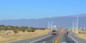 Desde Vialidad Nacional piden a los conductores estar atentos porque habrá personal y maquinarias sobre la calzada\u002E