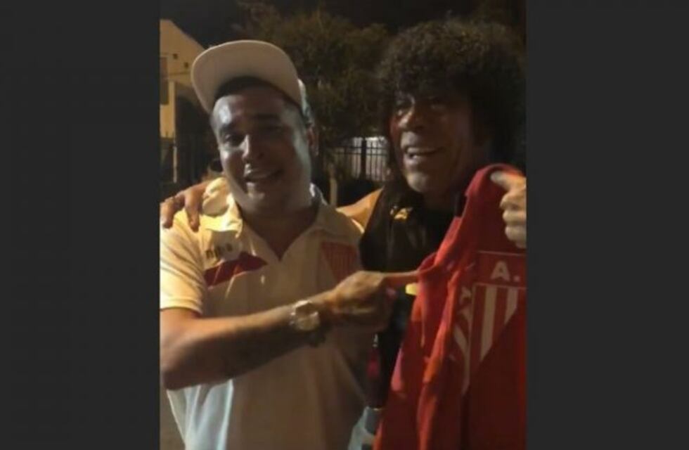 Emocionante: vino desde Lomas de Zamora para conocer a La Mona y lloró desconsoladamente