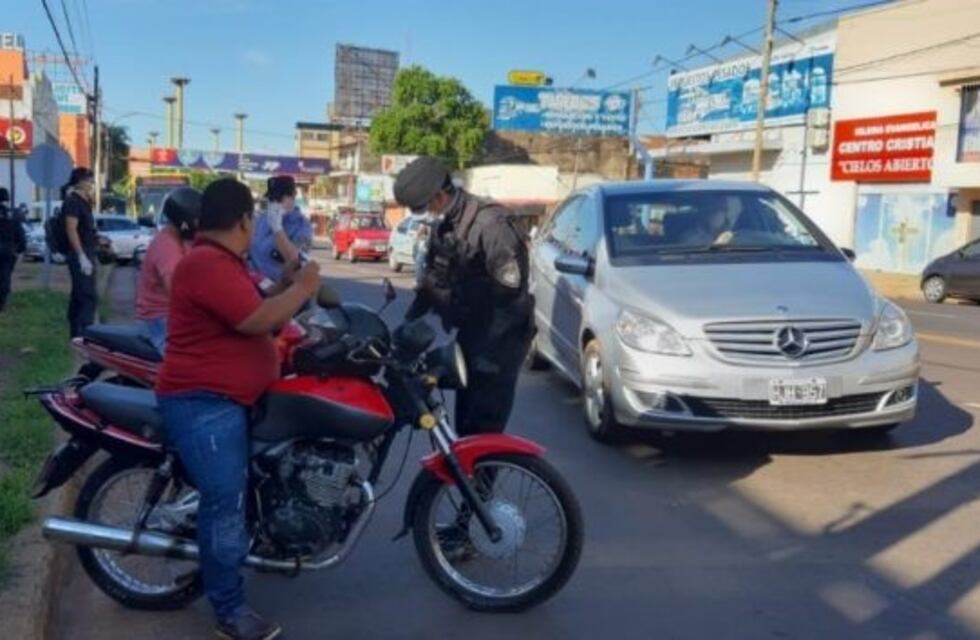 Más aislamientos de quienes circularon en zonas de peligro y hay dos casos sospechosos