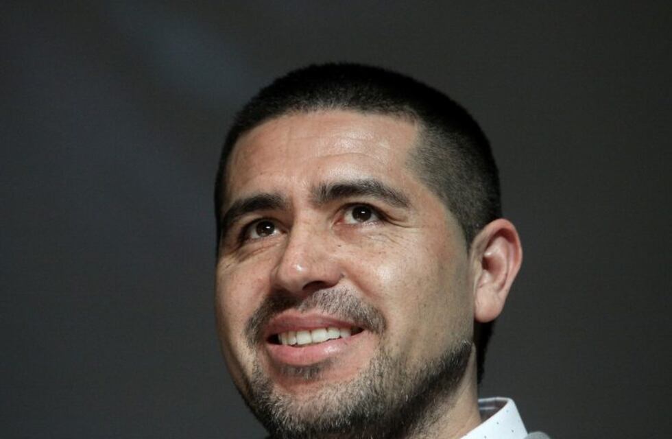 Riquelme: "Si Tevez vuelve a Boca tiene que ser capitán"