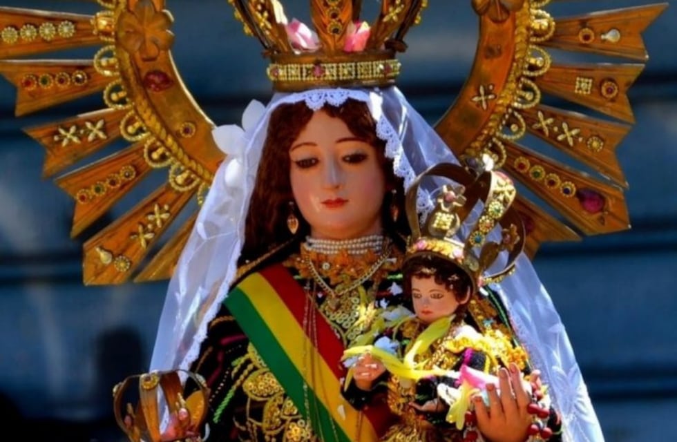 Hoy inicia el rezo de la novena a la Virgen de Urkupiña