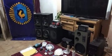 El secuestro de la Policía Federal incluye droga y artefactos robados\u002E