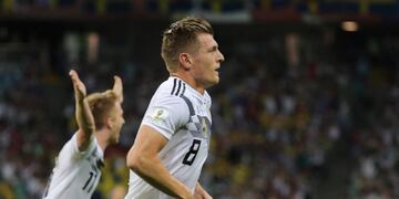Germany's Toni Kroos (R) celebrates scoring his side's 2nd goal during the FIFA World Cup 2018 Group F soccer match between Germany and Sweden at the Fisht Stadium in Sochi, Russia, 23 June 2018\u002E Photo: Christian Charisius/dpa