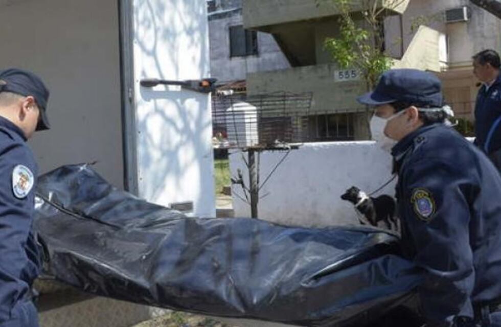 Un hombre se descompuso cuando iba manejando, murió y su hija se negó a recibir el cuerpo