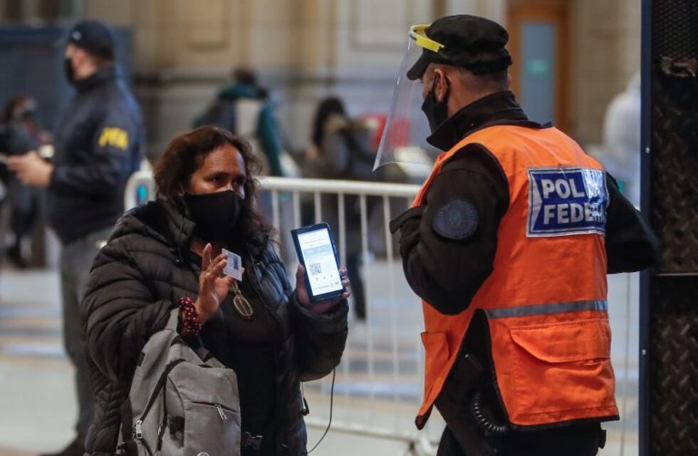 Coronavirus: cómo tramitar paso a paso el nuevo permiso para circular