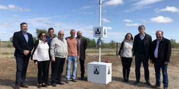 Las autoridades presentes en el acto inaugural\u002E