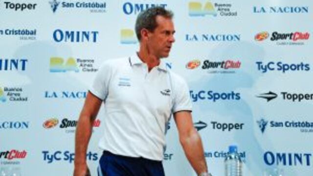 BAS005. BUENOS AIRES (ARGENTINA) 23/01/2017.- El capitu00e1n del equipo argentino de Copa Davis, Daniel Orsanic, asiste a una rueda de prensa hoy, lunes 23 de enero de 2017, en Buenos Aires (Argentina). EFE/David Fernu00e1ndez buenos aires DANIEL ORSANIC equipo a