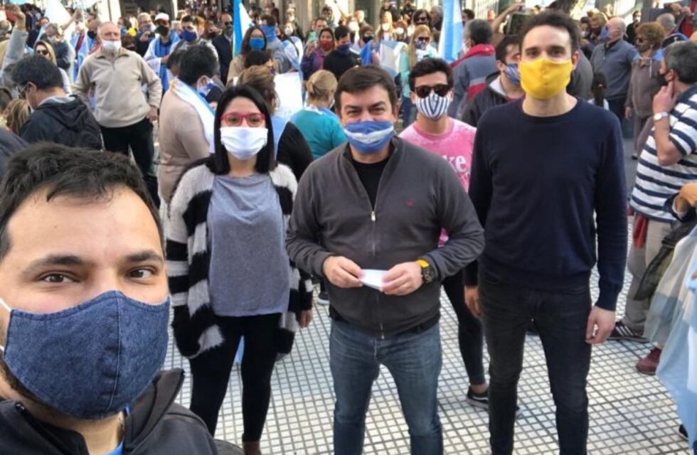 Apuntaron contra De Marchi porque fue al 17A y su terminación de DNI "no se lo permitía"