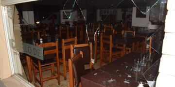 Vidriera rota\nCrédito: Policía Gchú