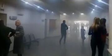 El incendio se generó en las afueras de Tribunales II pero los pasillos se llenaron de humo\u002E