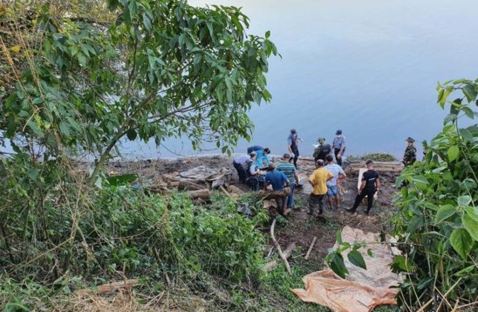 Murieron ahogados luego de que se diera vuelta su canoa cuando querían ingresar a Brasil