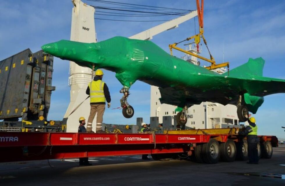 Bahía Blanca: Los aviones Etendard no pueden utilizarse por falta de repuestos