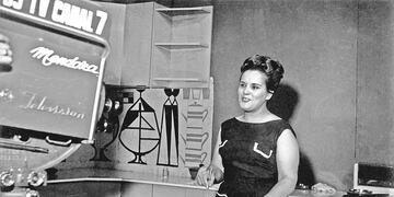 Dora de Ponte, "Dorita", haciendo lo que mejor sabía hacer y lo que la llevó a hacer historia entre las décadas del '60 y del '80: deleitando con una de sus recetas en cámara.