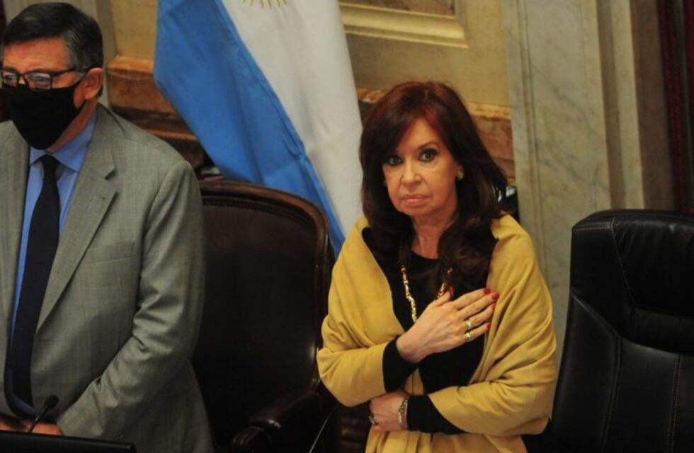 Por decisión de Cristina Kirchner, el Senado rechazó un DNU de Macri pero la oposición se amplió