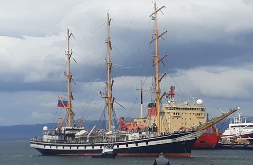 Arribó el velero "Pallada" en el puerto de Ushuaia