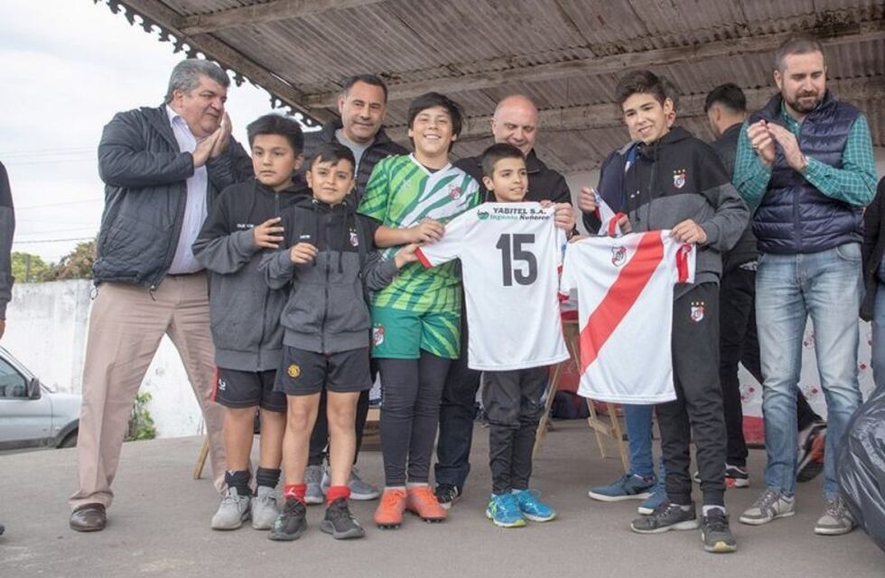 El ingenio Ñuñorco cedió parte de sus terrenos para las formativas de la "Banda Roja"
