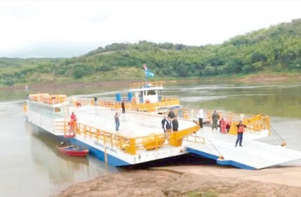 Puerto Libertad se prepara para reactivar el cruce internacional con Paraguay a través del servicio de balsa