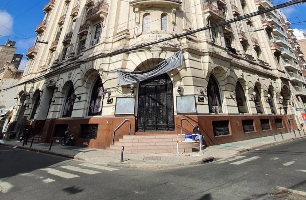 Renombran el teatro de Plataforma Lavardén como “Yo te Recuerdo, Evita”