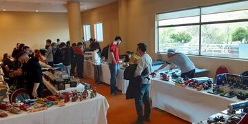 La muestra del Club de Coleccionistas de San Rafael atrajo por igual a grandes y chicos.