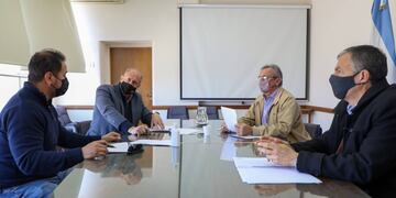 Reunión de autoridades provinciales y nacionales por Dow